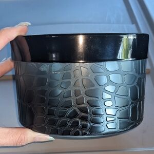 Yankee Candle CROCODILE MIST Jar Candle Barrel Shade. New With Tag